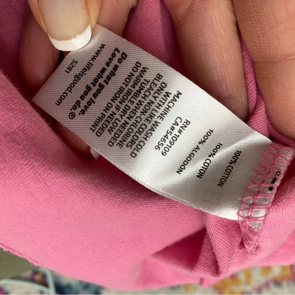 Life is good pink classic fit V neck graphic tee womens size small cotton - Picture 6 of 6